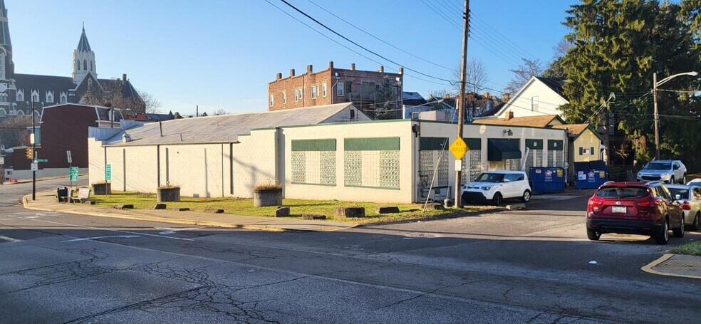 More Photos Of 1002 Chartiers Ave, McKees Rocks Warehouse For Sale