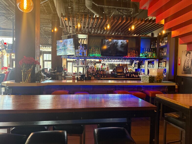 More Photos Of 119 E Colorado Blvd, Pasadena Office For Lease