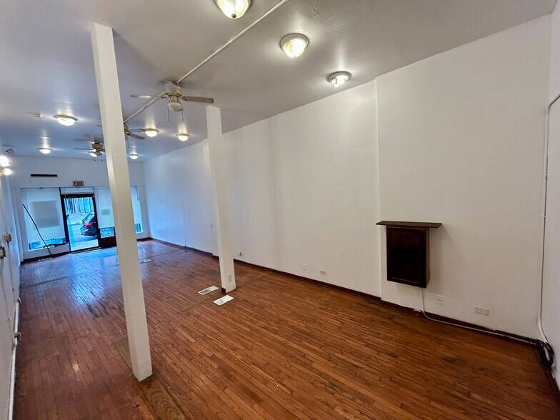 More Photos Of 1721-1725 E 79th St, Chicago Apartments For Lease