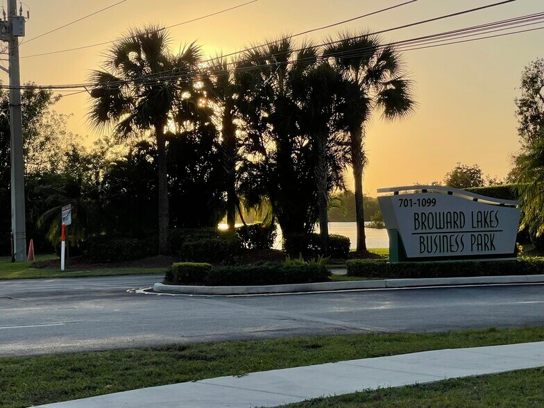 More Photos Of 757 Shotgun Rd, Sunrise Light Manufacturing For Lease