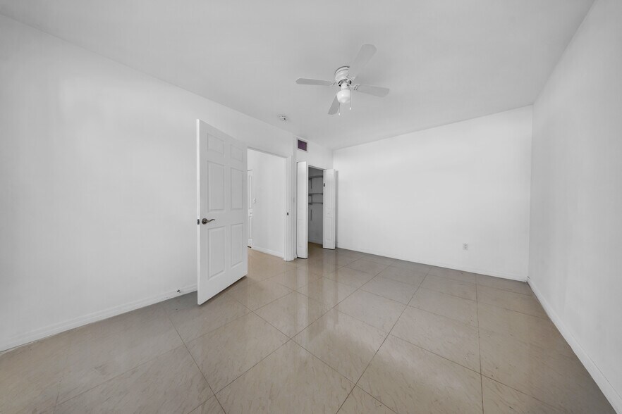 More Photos Of 236 NE 28th St, Miami Apartments For Sale