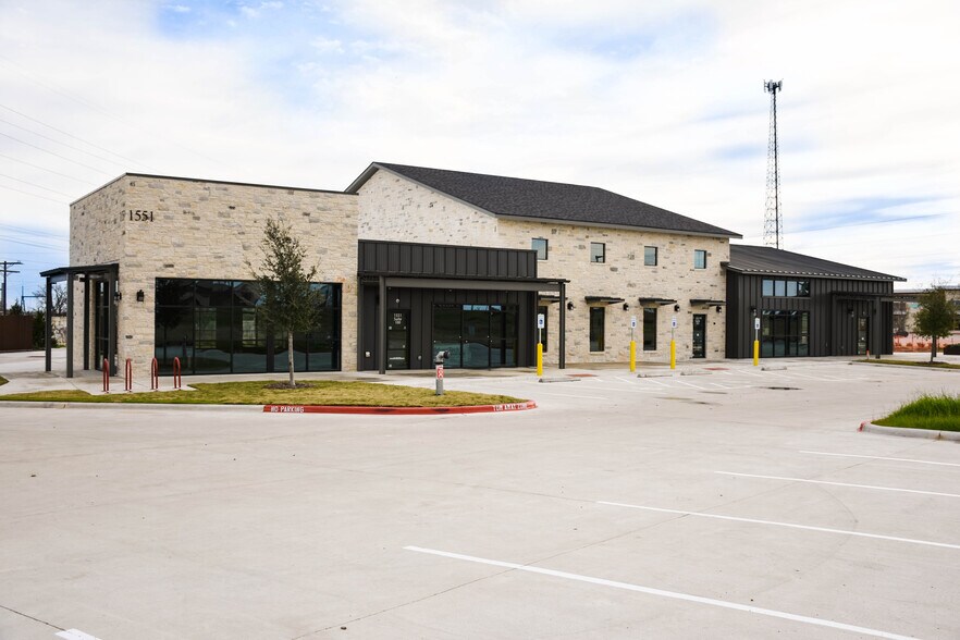 More Photos Of 1551 Greens Prairie Rd W, College Station Storefront Retail Office For Sale