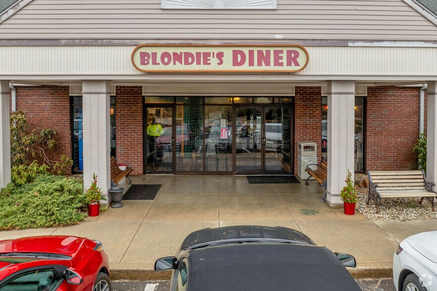 More Photos Of 1681 W Main St, Willimantic, Ct, Willimantic Freestanding For Lease