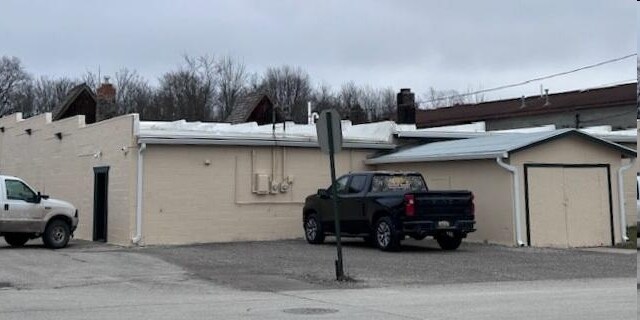 More Photos Of 141 N State St, Hillman Storefront For Sale