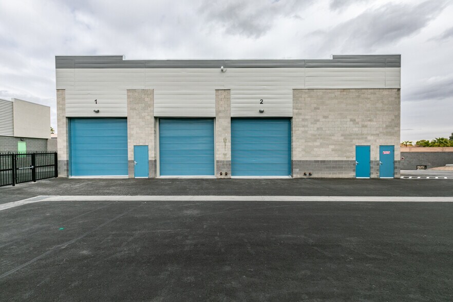 Primary Photo Of 6440 S Jones Blvd, Las Vegas Self Storage For Sale
