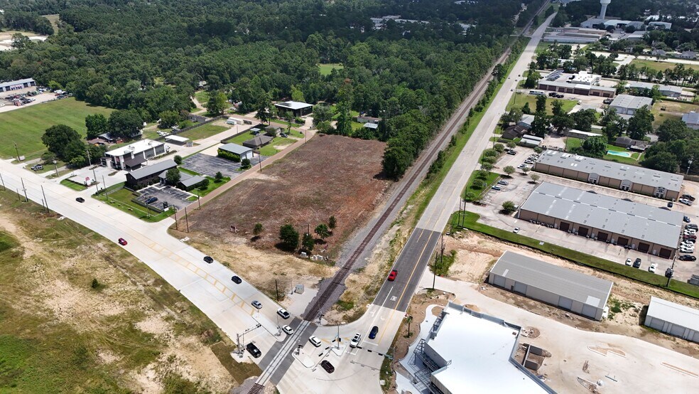 More Photos Of Intersection Robinson & Hanna Rd, Conroe Land For Sale