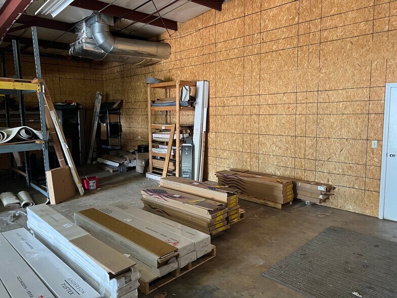 More Photos Of 53894 N County Road 9, Elkhart Warehouse For Sale