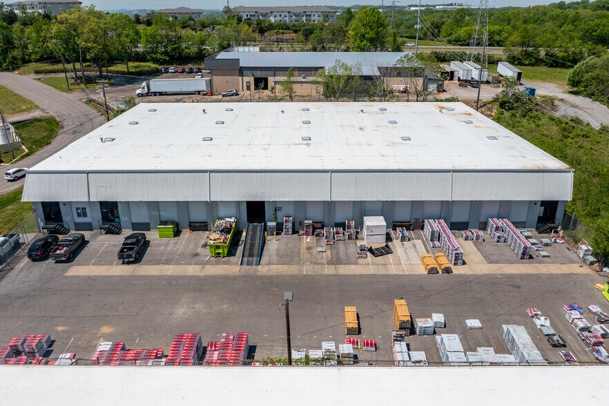 More Photos Of 3310-3422 Ambrose Ave, Nashville Unknown For Lease