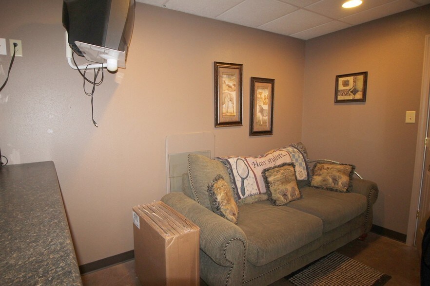 More Photos Of 3207 Highway 63 S, Lucedale Storefront Retail Office For Sale