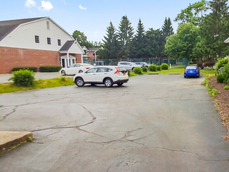 More Photos Of 2590 Western Ave, Village of Altamont Freestanding For Sale