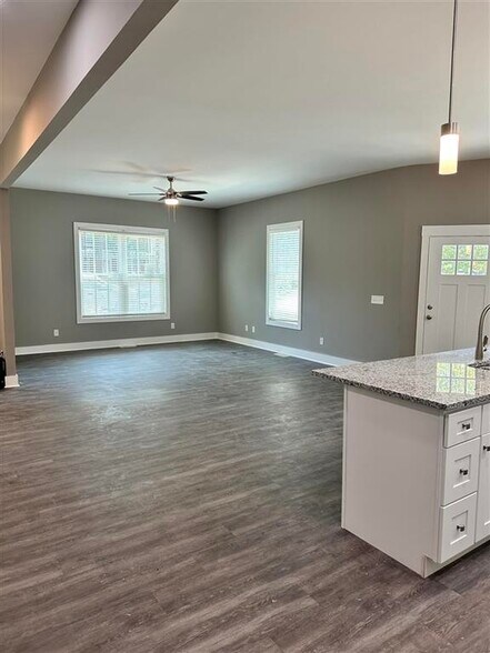 More Photos Of 1327 Park St, Bowling Green Apartments For Sale