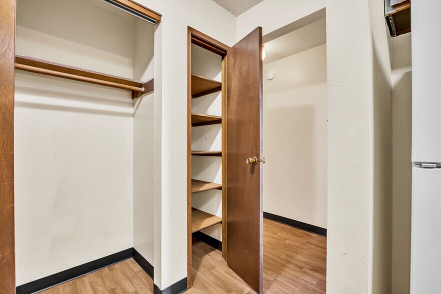 More Photos Of 226 W Broadway St, Goldendale Apartments For Sale