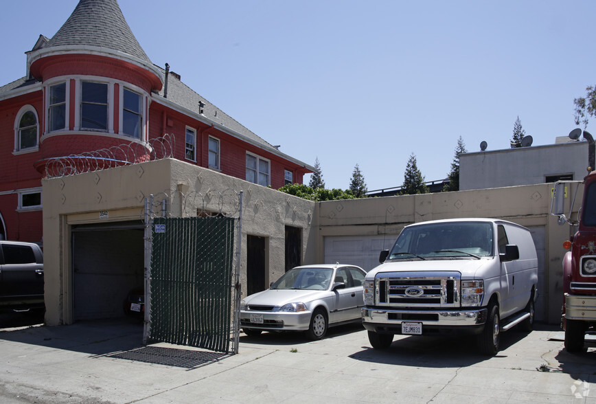 Primary Photo Of 3542 Telegraph Ave, Oakland Auto Repair For Sale