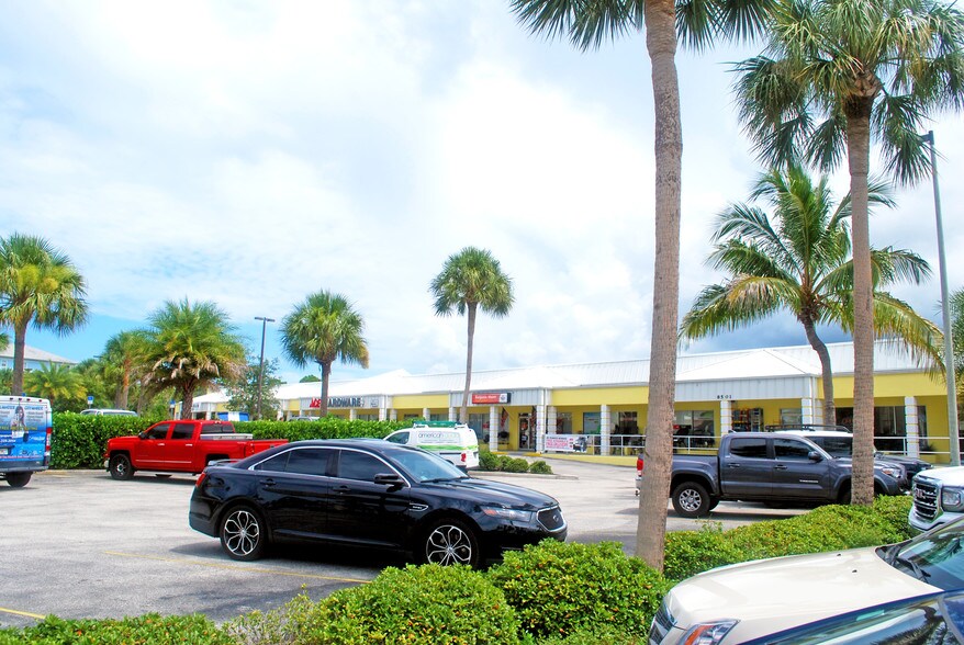 More Photos Of 8495 Placida Rd, Placida Freestanding For Sale