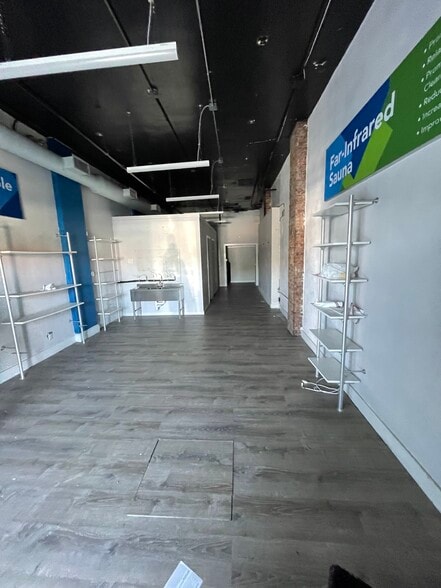 More Photos Of 2-12 W Park Ave, Long Beach Storefront Retail Office For Sale