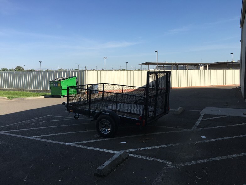 More Photos Of 7509 Reese Rd, Sacramento Manufacturing For Lease