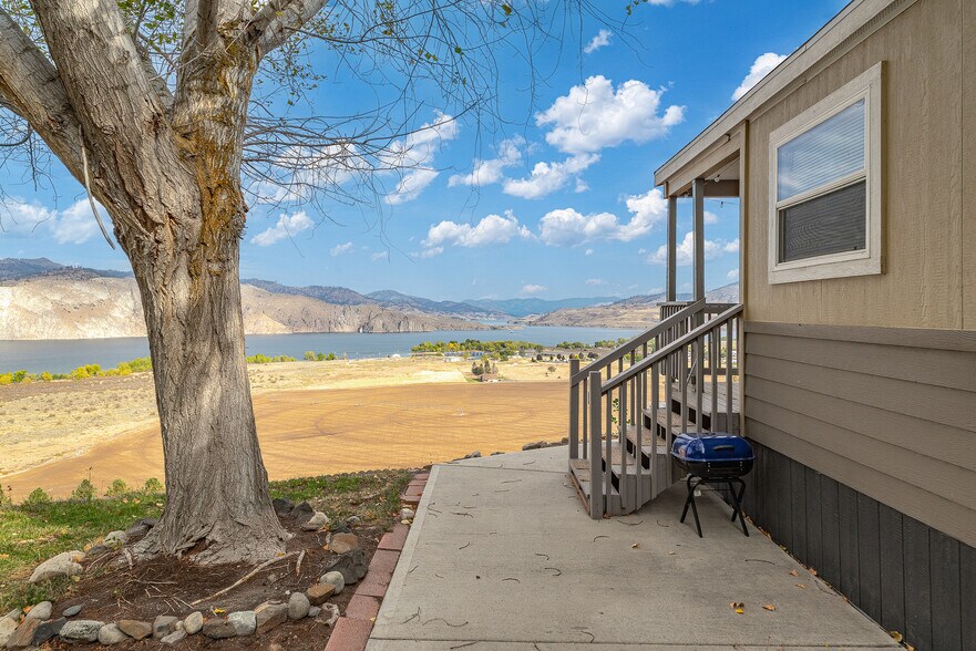 More Photos Of 44892 State Route 21 N, Wilbur Trailer Camper Park For Sale