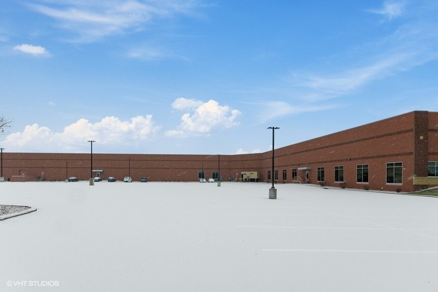 More Photos Of 3785 Pheasant Ridge Dr NE, Blaine Research And Development For Lease