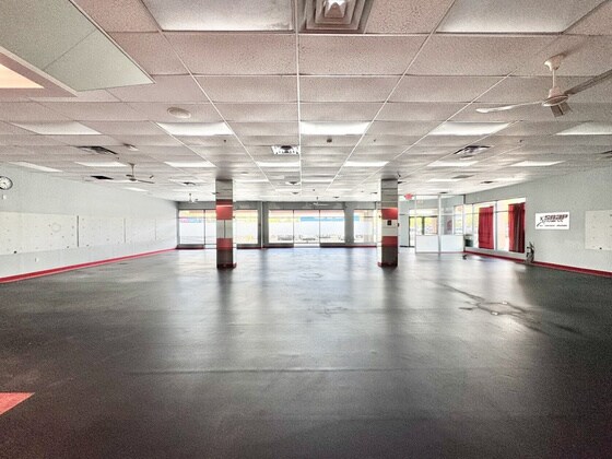 More Photos Of 5301 25th Ave, Vernon Freestanding For Lease