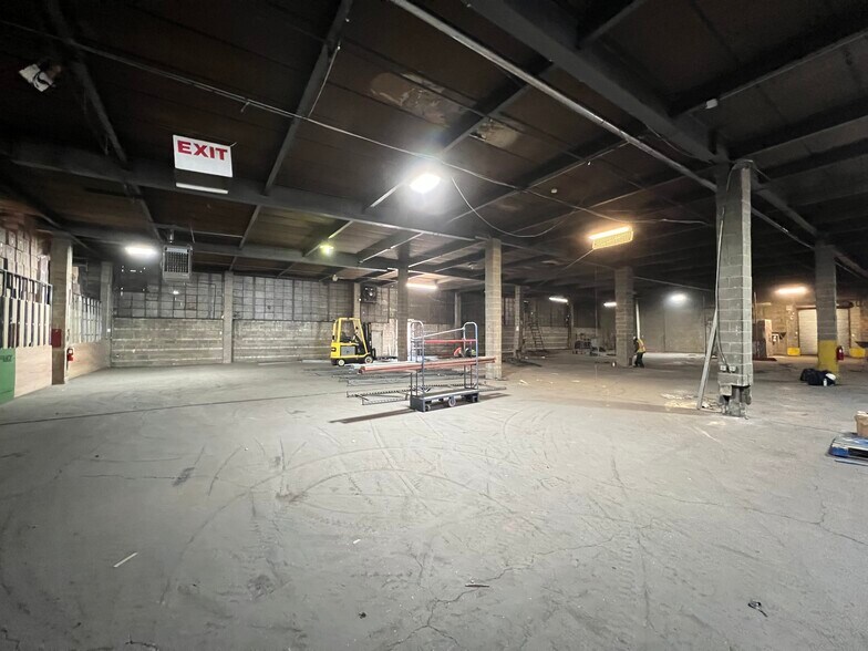 More Photos Of 33-33 11th St, Long Island City Warehouse For Lease