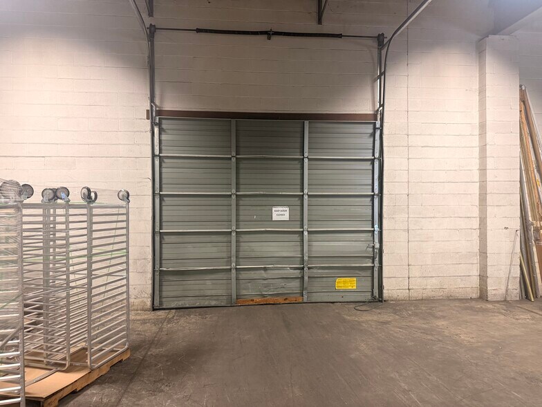 More Photos Of 6146 Molloy Rd, East Syracuse Industrial For Lease