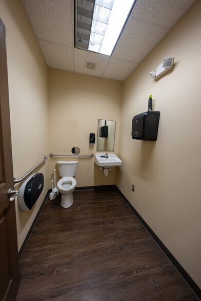 More Photos Of 1900 Golden Springs Rd, Anniston Lodge Meeting Hall For Sale