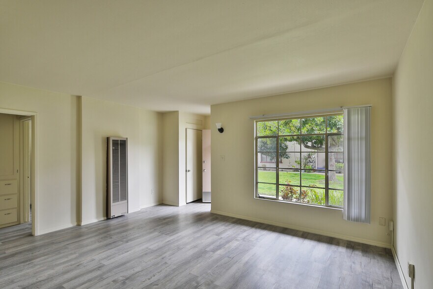More Photos Of 485 E Washington Blvd, Pasadena Apartments For Sale