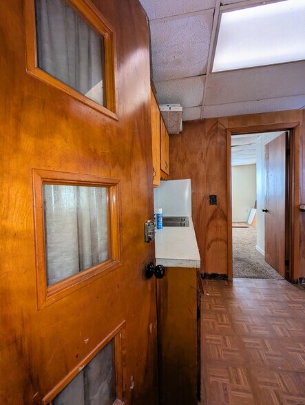 More Photos Of 8372 N Saginaw Rd, Mount Morris Restaurant For Sale