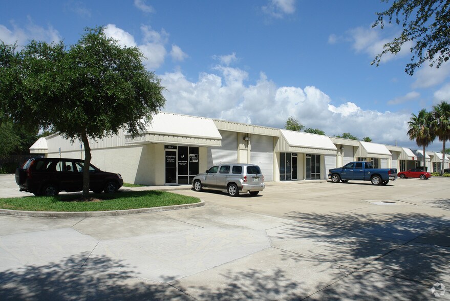More Photos Of 933 Beville Rd, Daytona Beach Unknown For Lease