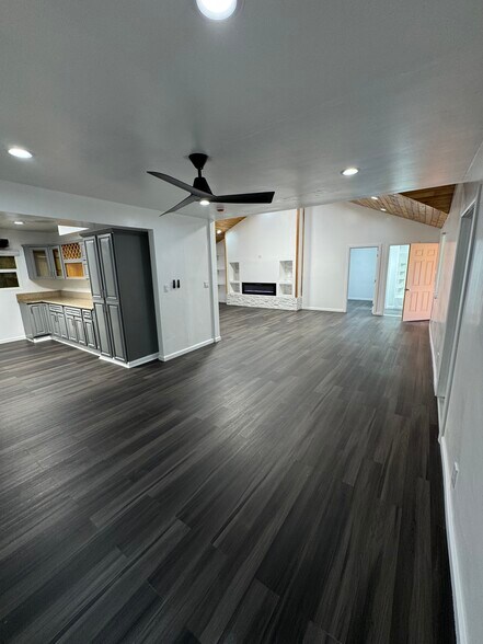 More Photos Of 4634 W Slauson Ave, Los Angeles General Retail For Sale