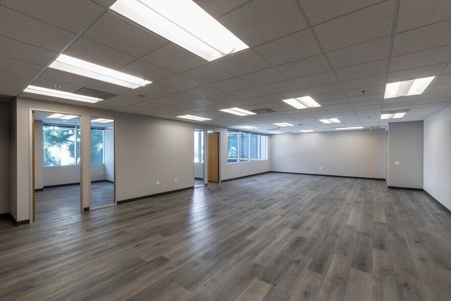 More Photos Of 250 E Olive Ave, Burbank Loft Creative Space For Sale