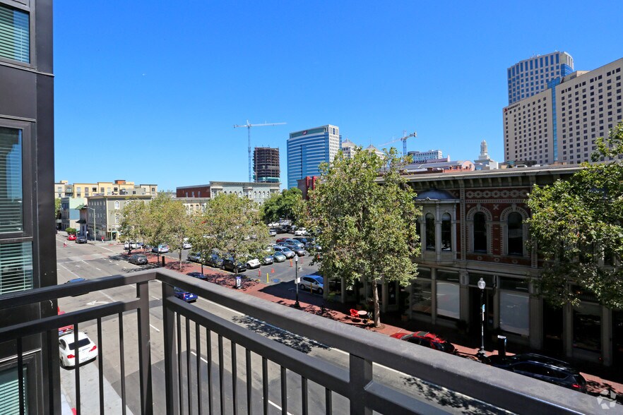 More Photos Of 777 Broadway, Oakland Apartments For Lease