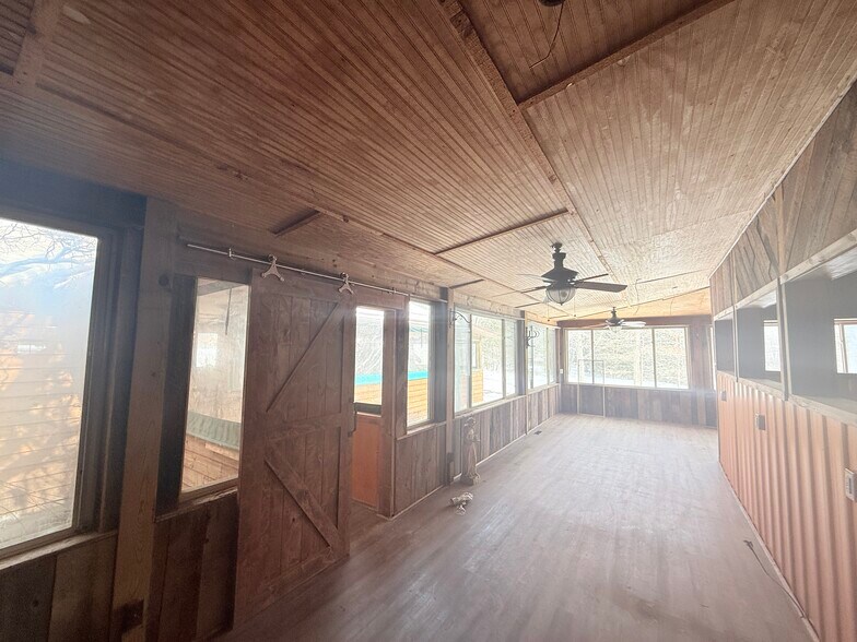 More Photos Of 16 Baby Back Pl, Pipestem Flex For Sale