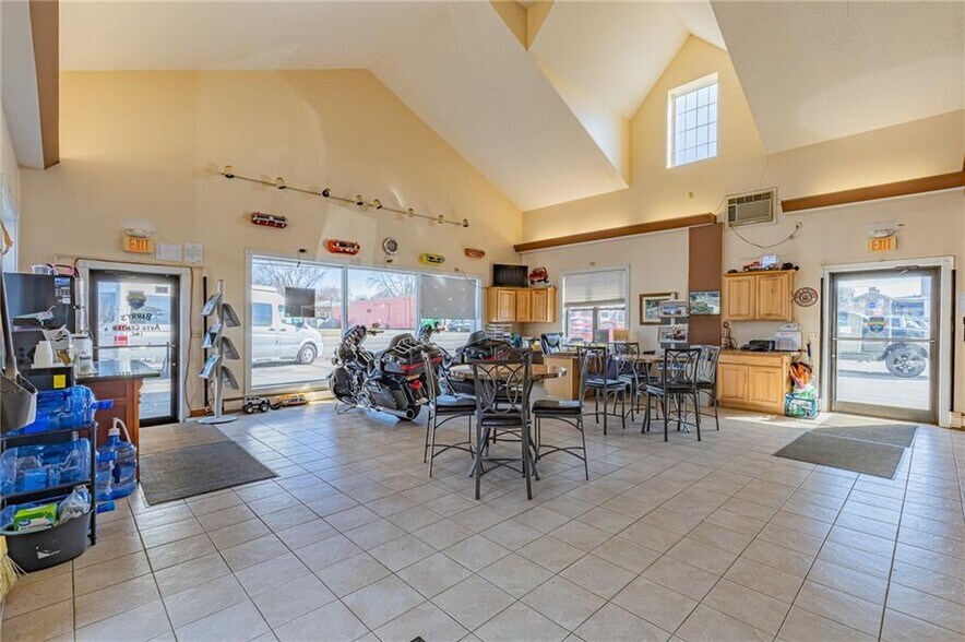 More Photos Of 4577 S Lake Rd, Brockport Auto Dealership For Sale