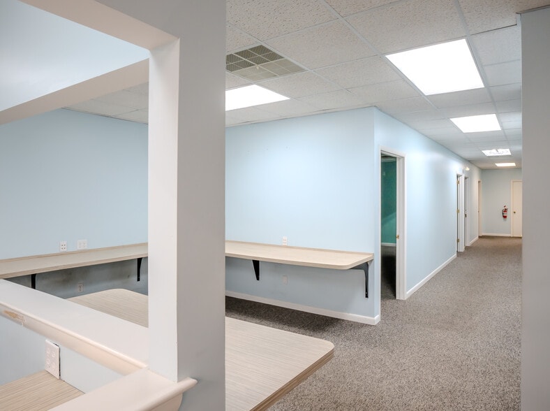 More Photos Of 717 Shore Rd, Somers Point Office For Sale