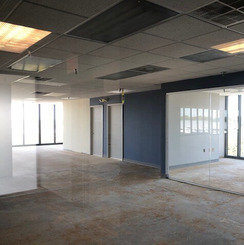 More Photos Of 1300 Diamond Springs Rd, Virginia Beach Office For Lease