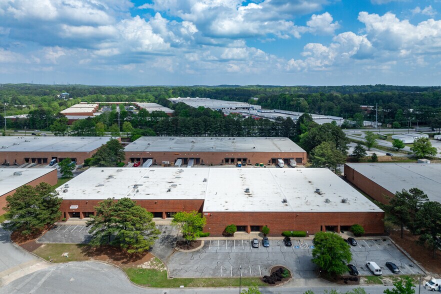 More Photos Of 205 Bucknell Ct SW, Atlanta Warehouse For Lease