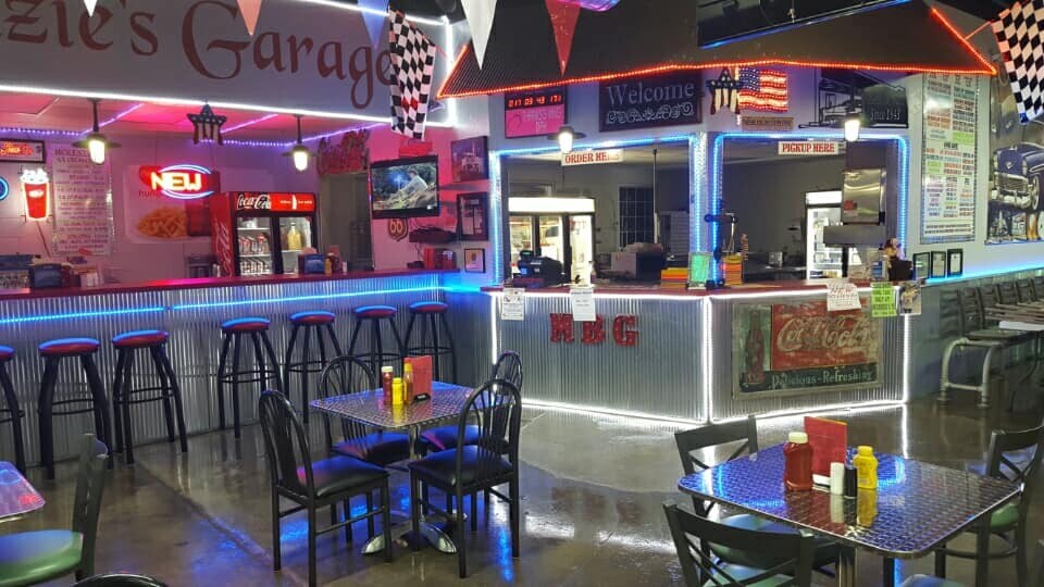 More Photos Of 206 NW Dearborn Ave, Lawton Restaurant For Sale