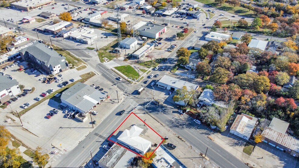 More Photos Of 206 Fort Worth Dr, Denton Storefront Retail Office For Sale