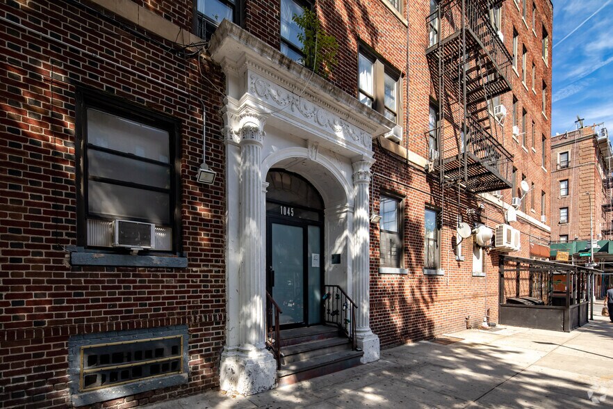 More Photos Of 1045 Union St, Brooklyn Apartments For Lease