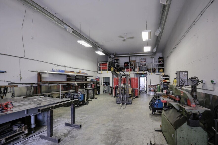 More Photos Of 33733 King Rd, Abbotsford Industrial For Sale