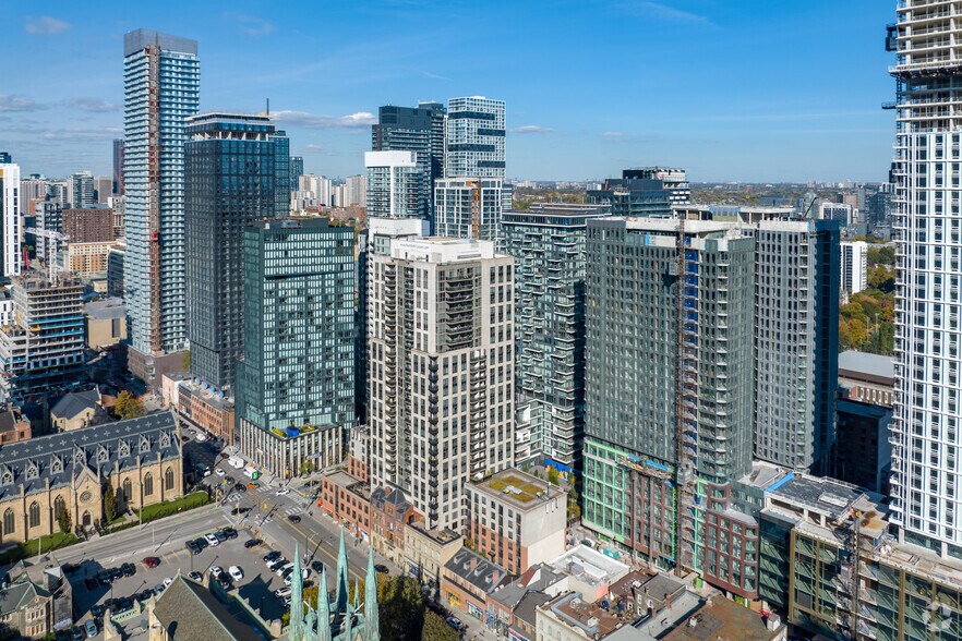 More Photos Of 167 Church St, Toronto Apartments For Lease