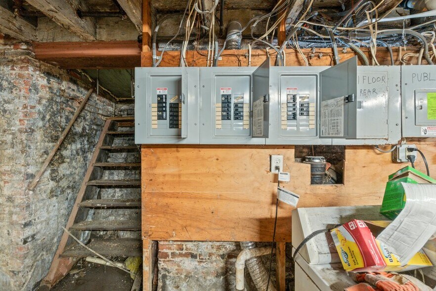 More Photos Of 645 Washington Blvd, Baltimore Apartments For Sale