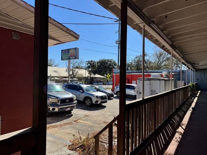 More Photos Of 618 S Main St, Gainesville Land For Sale