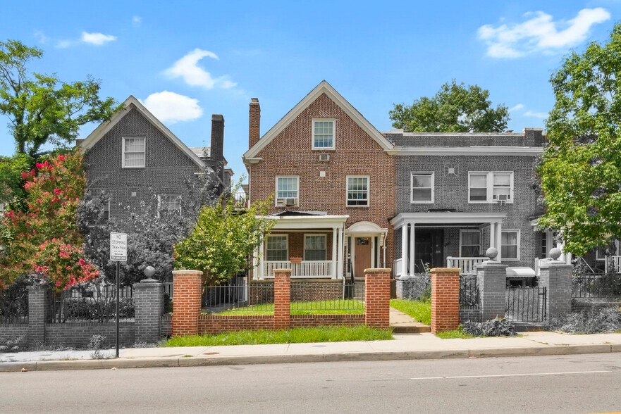 Primary Photo Of 3600 Greenmount Ave, Baltimore Multifamily For Sale