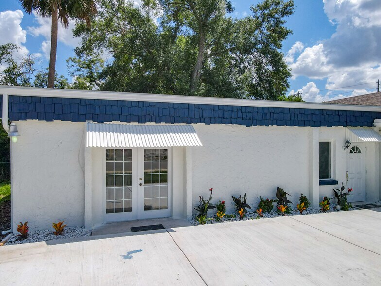 More Photos Of 507 East St, Longwood Office Residential For Lease