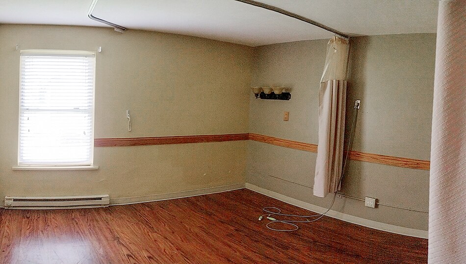 More Photos Of 2500 E Saint Louis St, West Frankfort Skilled Nursing Facility For Sale