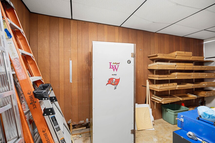 More Photos Of 107 E Polk Ave, Lake Wales General Retail For Sale