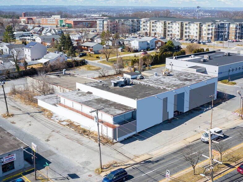 More Photos Of 5810 Ritchie Hwy, Baltimore Auto Repair For Lease