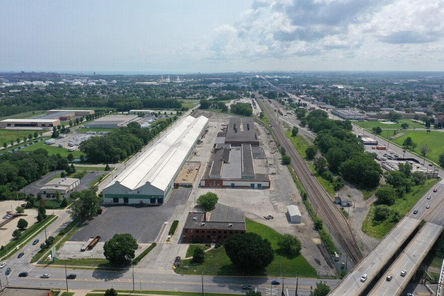 More Photos Of 4531 Columbia Ave, Hammond Manufacturing For Lease